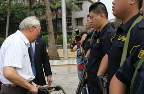 中國安保協(xié)會(huì)羅鋒會(huì)長(zhǎng)蒞臨中金鷹（海南）安保集團(tuán)有限公司考察工作